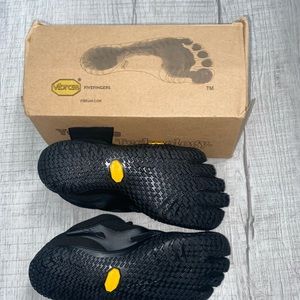 Vibram five finger shoes